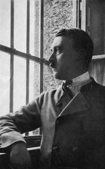 7 pruebas: Hitler era protegido por fuerzas sobrenaturales