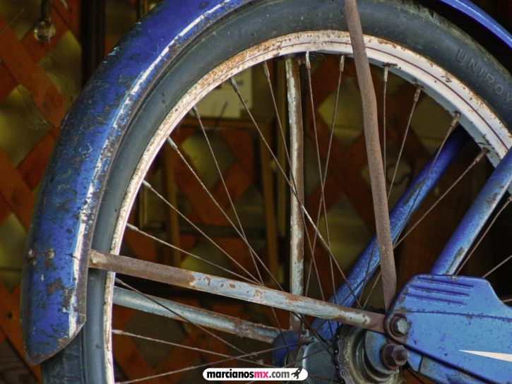 llanta-bicicleta-oxidada.jpg