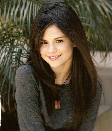 Selena Gomez (15)