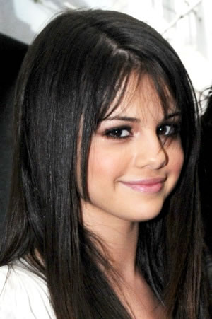 Selena Gomez (18)