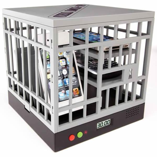 Cell Lock-Up (2)