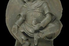 estatua budista hecha de meteorito