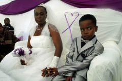 Niño de 8 años se casa con anciana de 61 (3)
