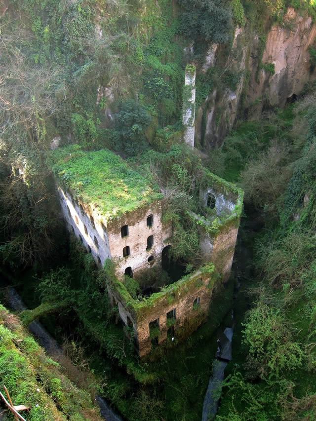 35 lugares abandonados más bellos del mundo (18)