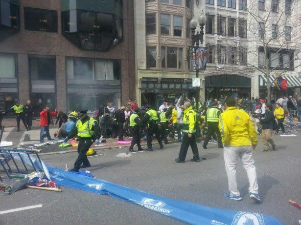 Dos explosiones en la Maratón de Boston
