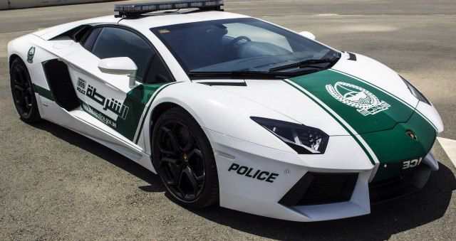 Policía de Dubai Lamborghini Aventador (5)