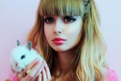 Angelika Kenova Barbie Vida Real (20)