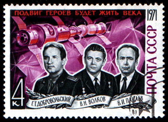 postal cosmonautas soyuz 11