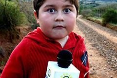 niño periodista