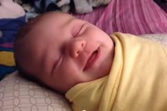 Bebés riendo para alegrarte el día + VIDEOS