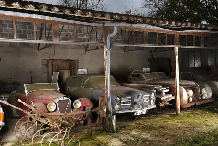 autos clásicos abandonados (1)