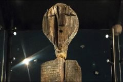 Ídolo de Shigir, la estatua de madera de 11 mil años