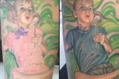 Madre de adolescente transgénero adapta tatuaje a la realidad de su hijo