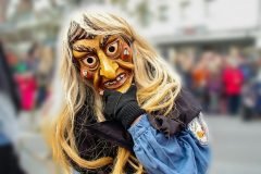 mascara de una bruja festival