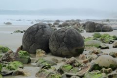 perforated cloud rocas esfericas