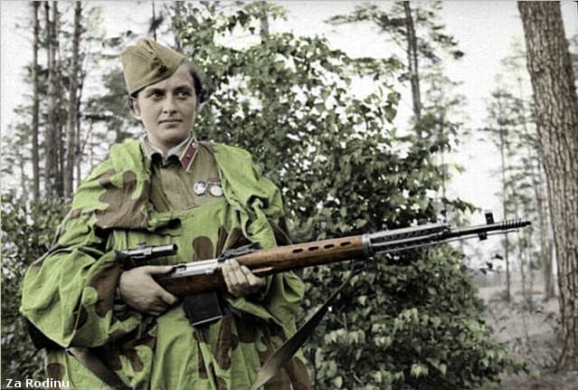 Liudmila Pavlichenko rifle