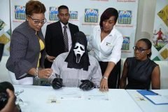 ganadores loteria jamaica mascaras (6)