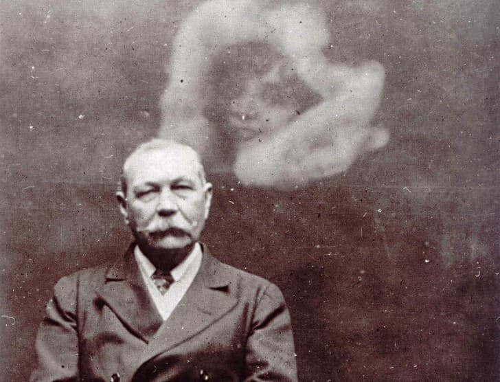 Arthur Conan Doyle fantasma