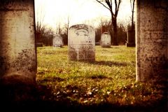 lapida en un cementerio