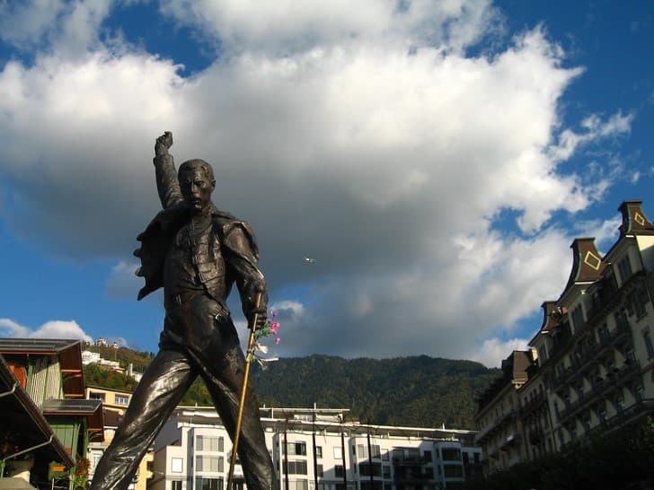 Freddie Mercury estatua
