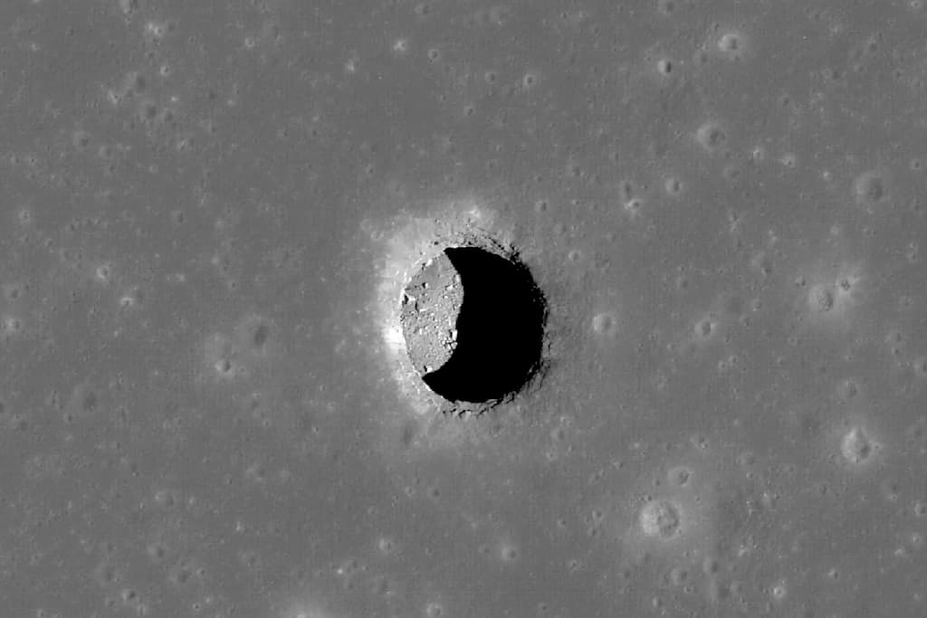 Bases subterráneas en la Luna