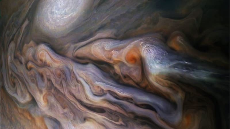 Júpiter devoró pequeños planetas(2)